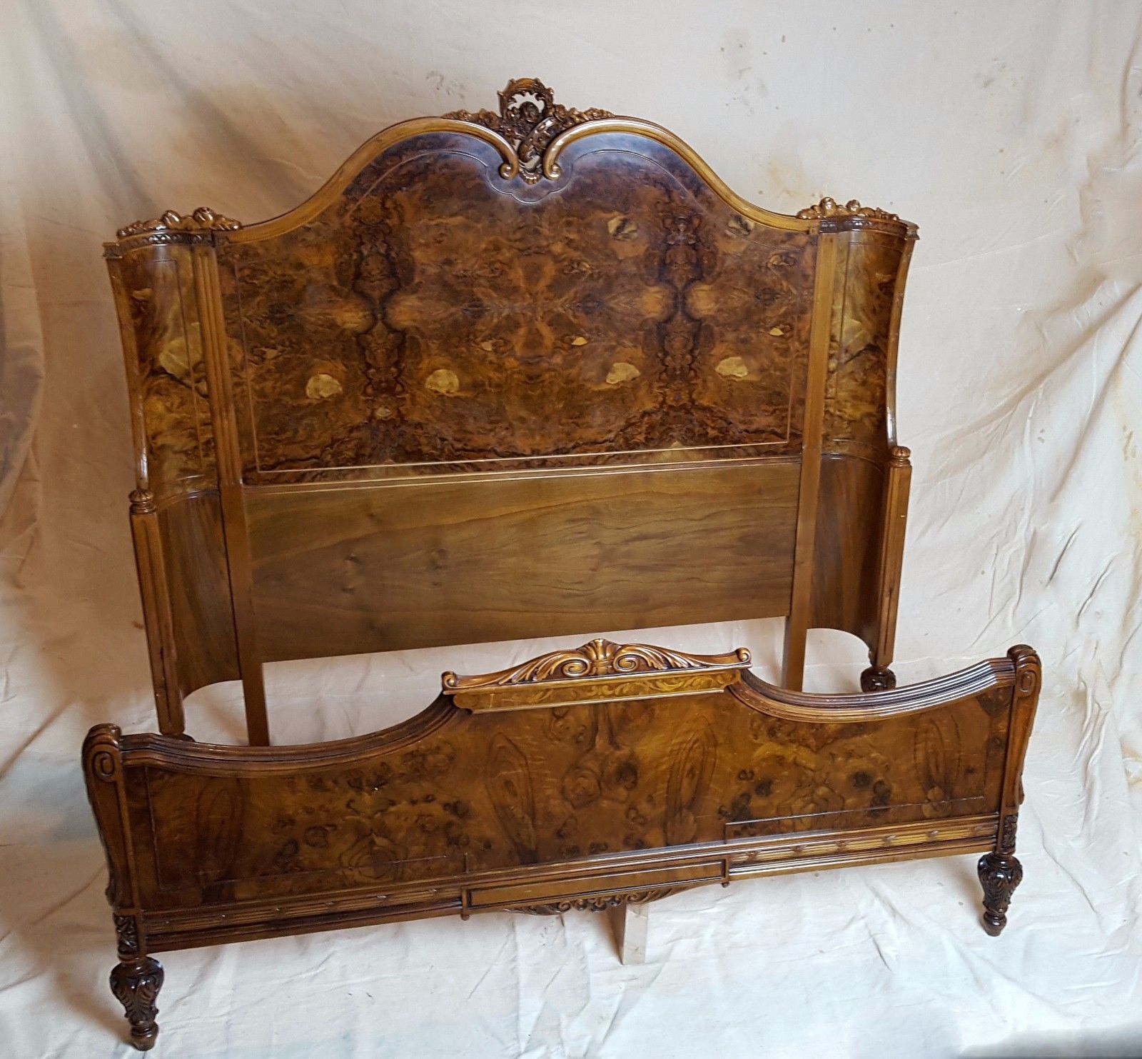 furniture -- Antique Price Guide