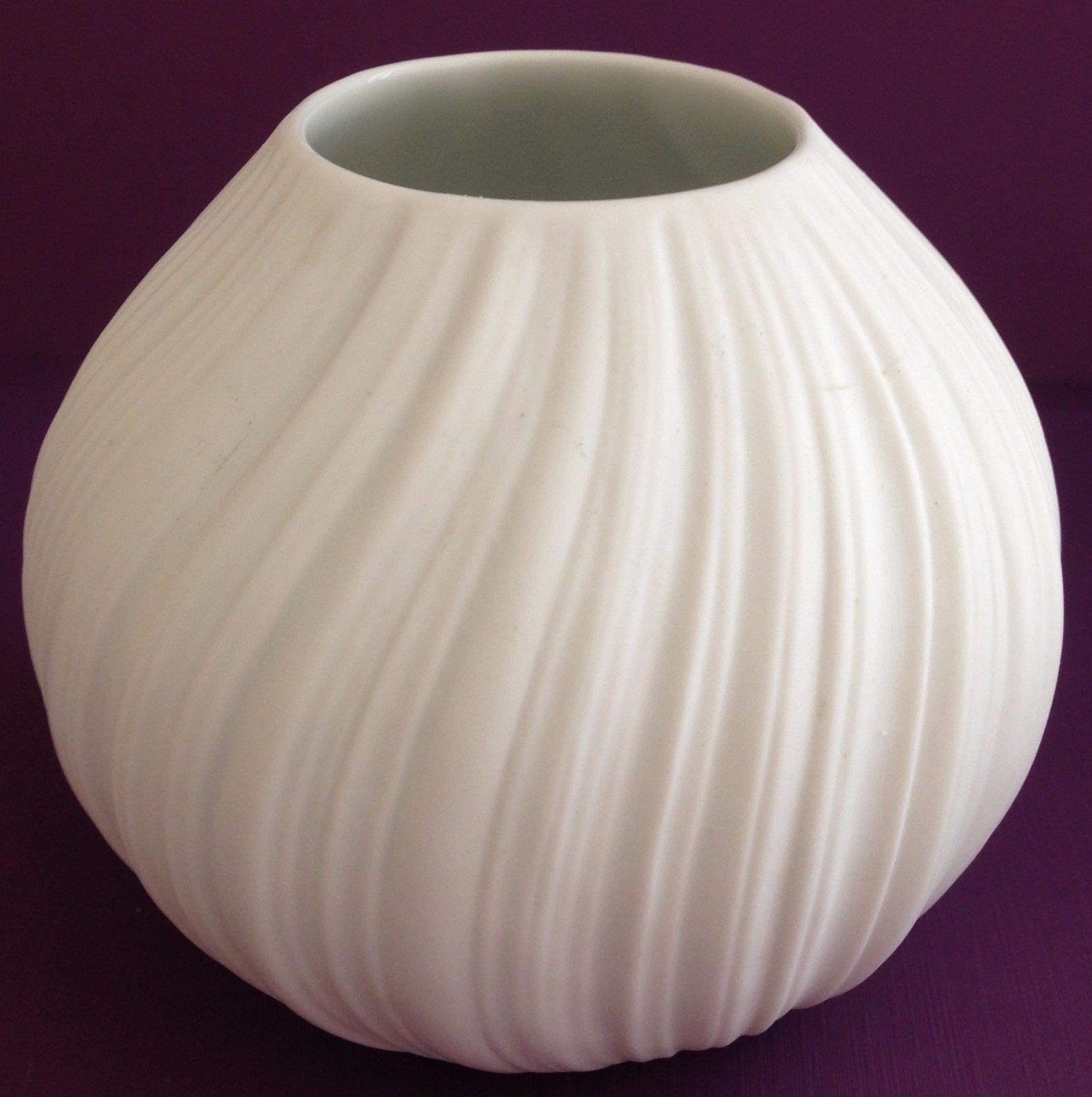ROSENTHAL Studio Line MARTIN FREYER White Vase -- Antique Price Guide
