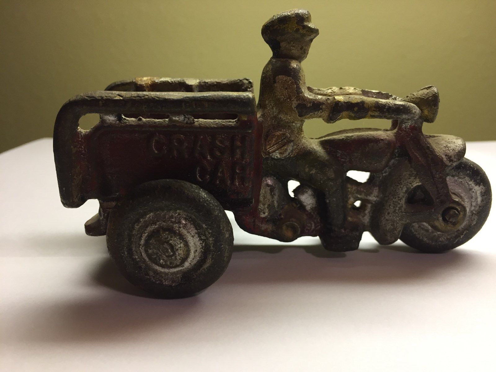 vintage hubley cast iron car