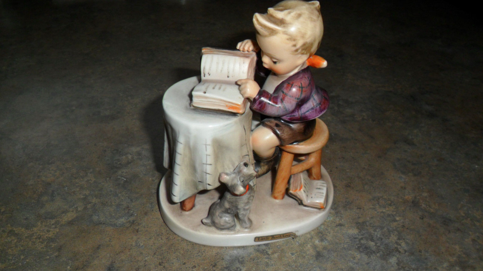 little bookkeeper hummel