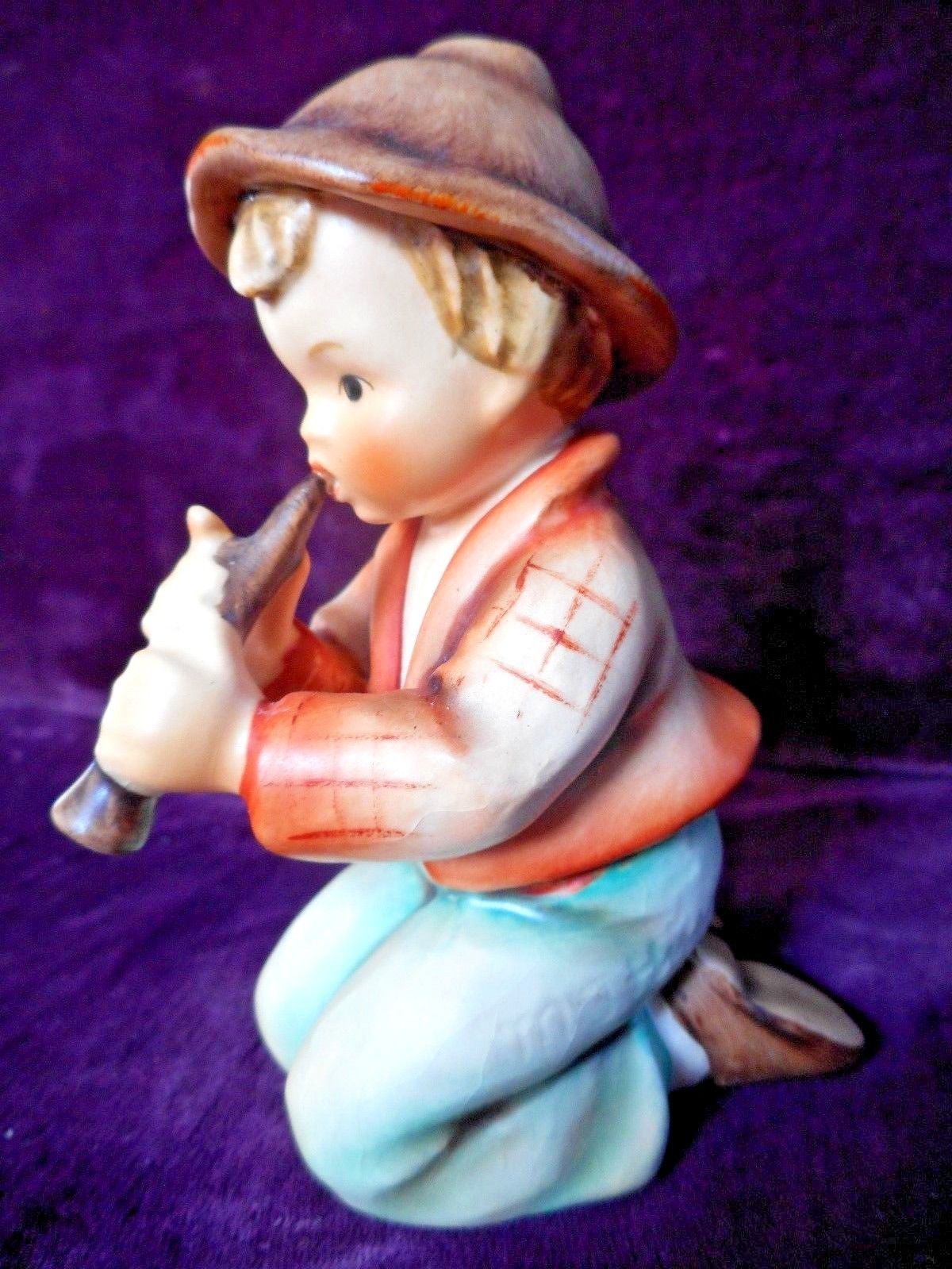 little tooter hummel