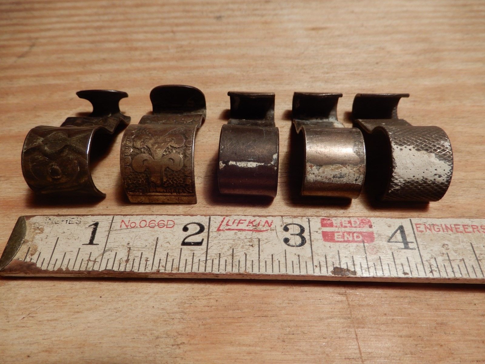 antique Victorian picture rail hanger vintage mirror hook bracket art