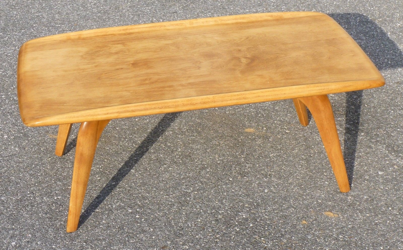 HEYWOOD WAKEFIELD COFFEE / COCKTAIL TABLE - M319G - WHEAT - HEYWOOD WAKEFIELD COFFEE / COCKTAIL TABLE - M319G - WHEAT