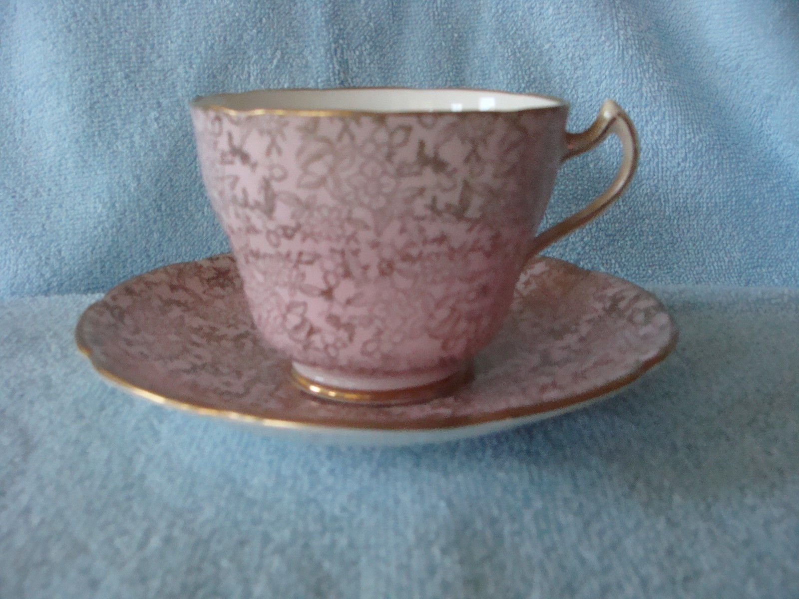 ROYAL CROWN BALFOUR BEST BONE CHINA ENGLAND TEA CUP & SAUCER PINK GOLD