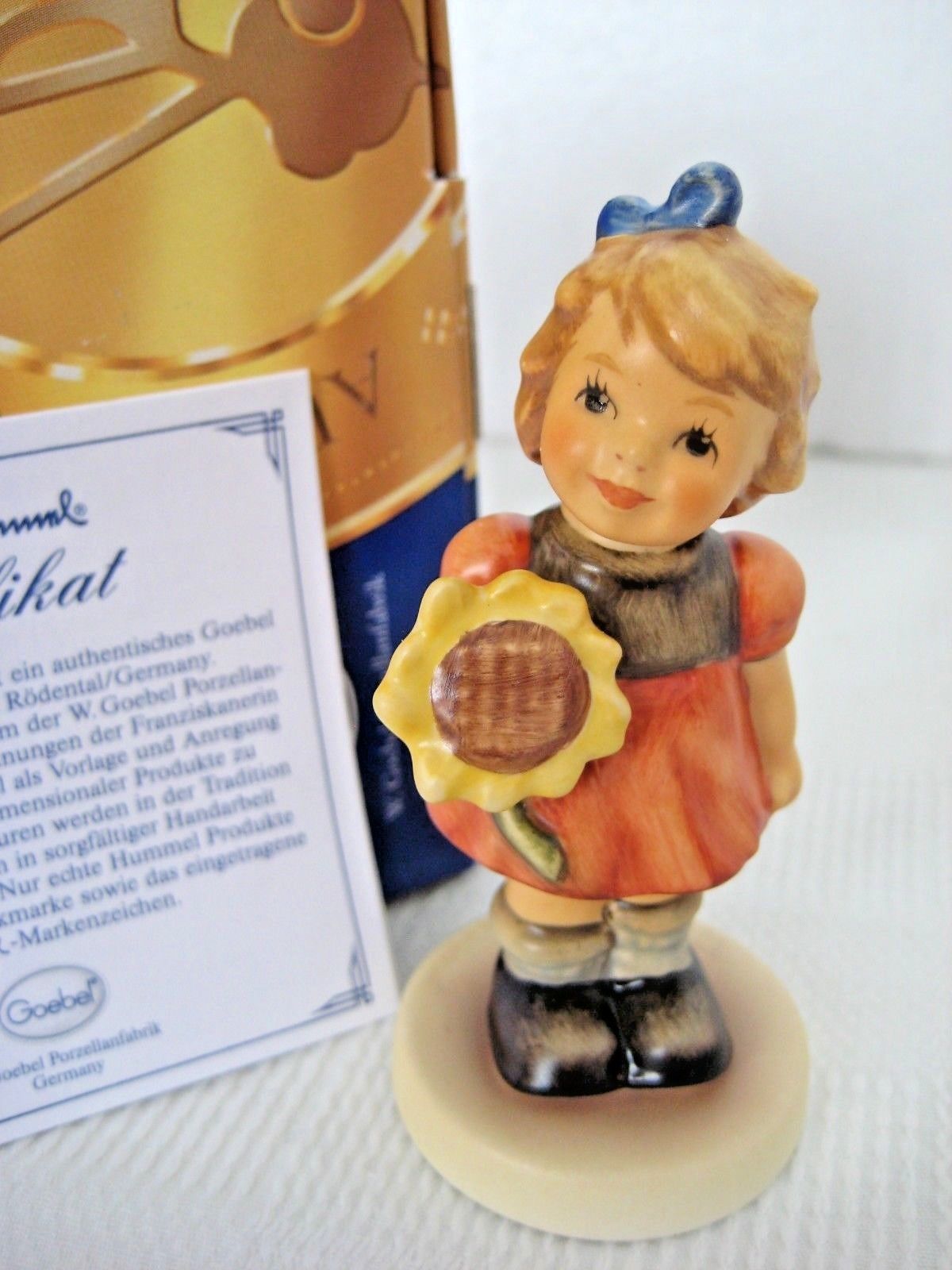 Top Condition with box! Hummel Hummel Figure 2195 4/0 Sunflower Girl 3 1/8in Rare 