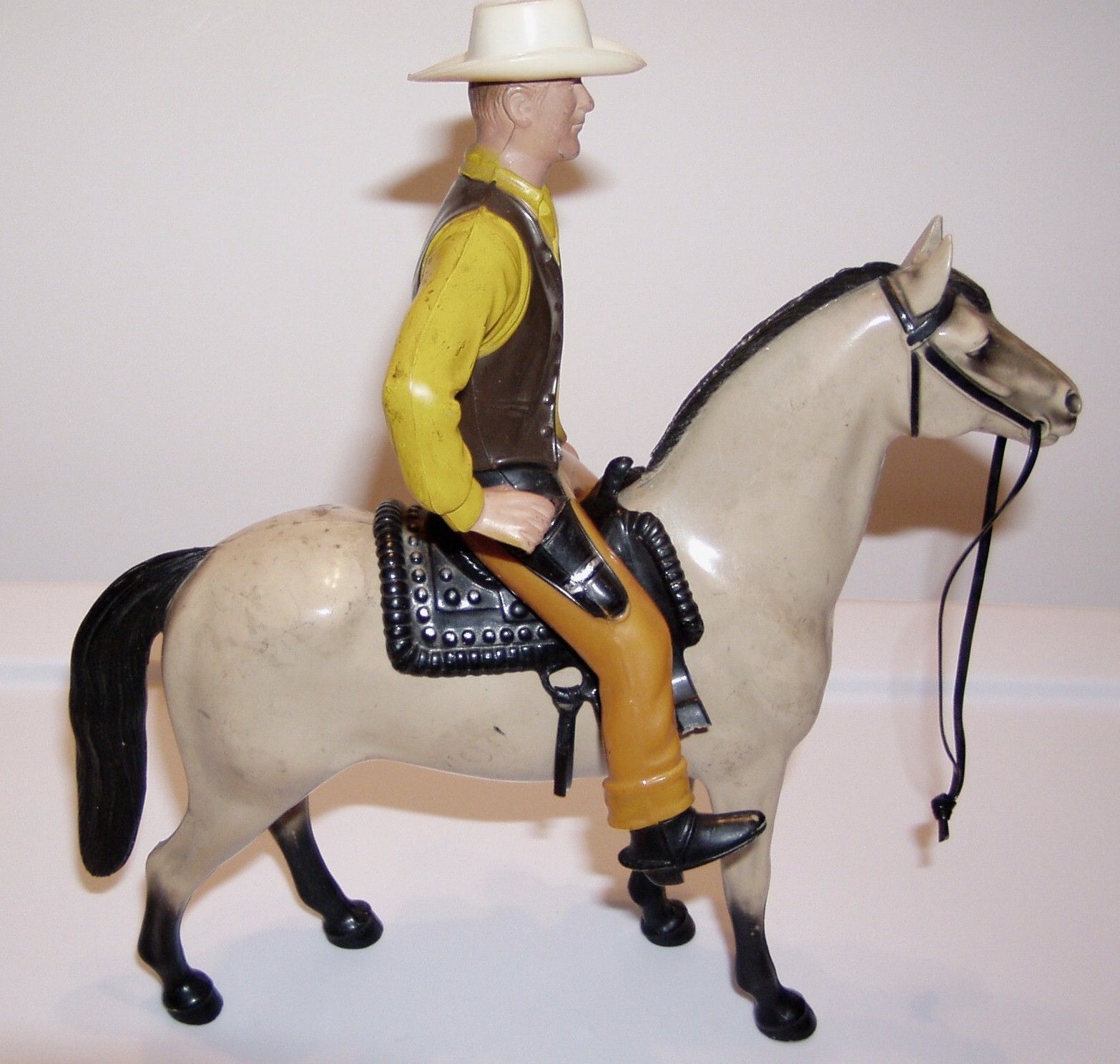 MATT DILLON ( GUNSMOKE TV Show) w/ Horse by HARTLAND 1960''s -- Antique ...