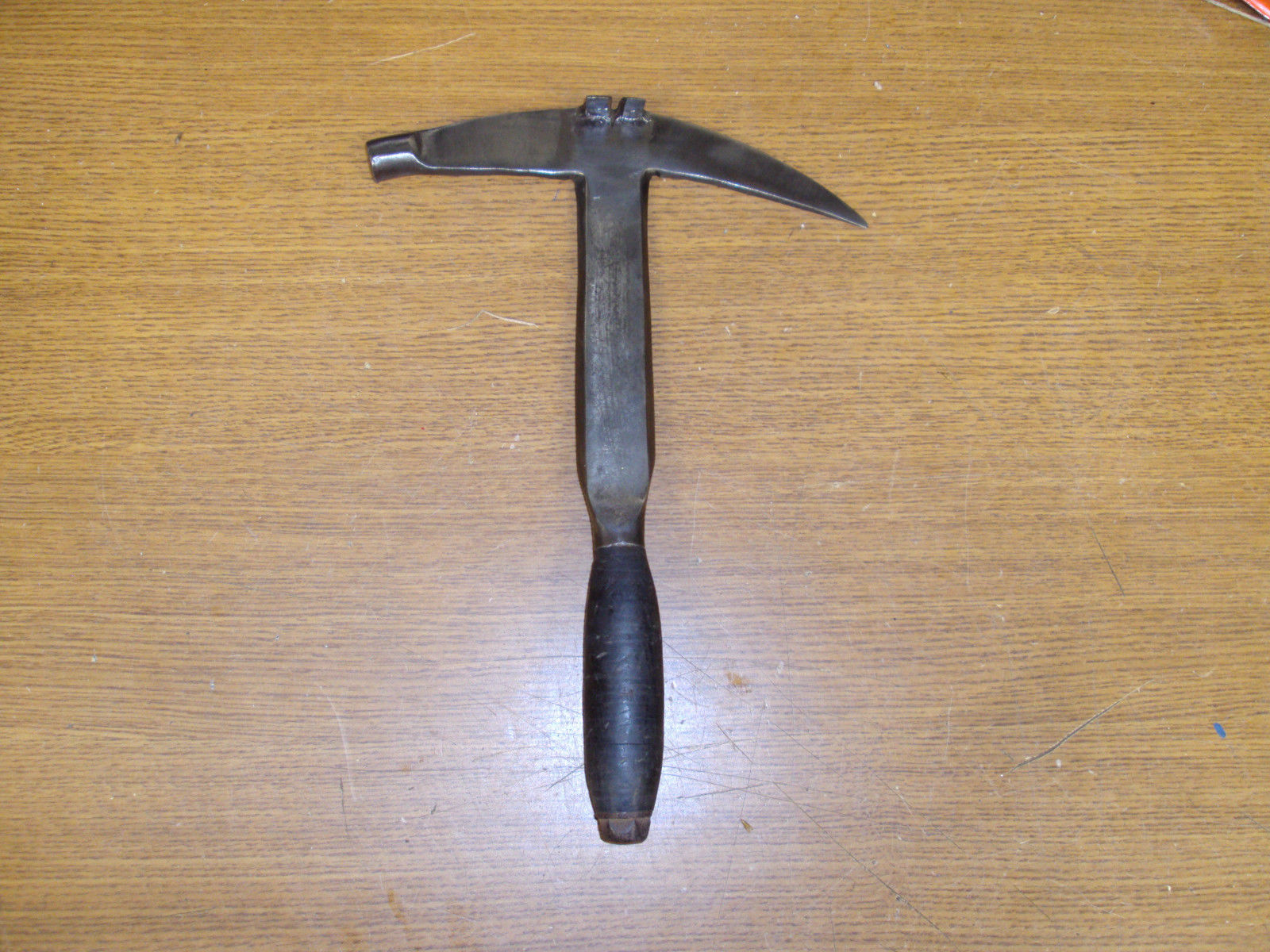 VINTAGE STACKED LEATHER HANDLE SLATERS ROOF HAMMER SLATE ROOF TOOL