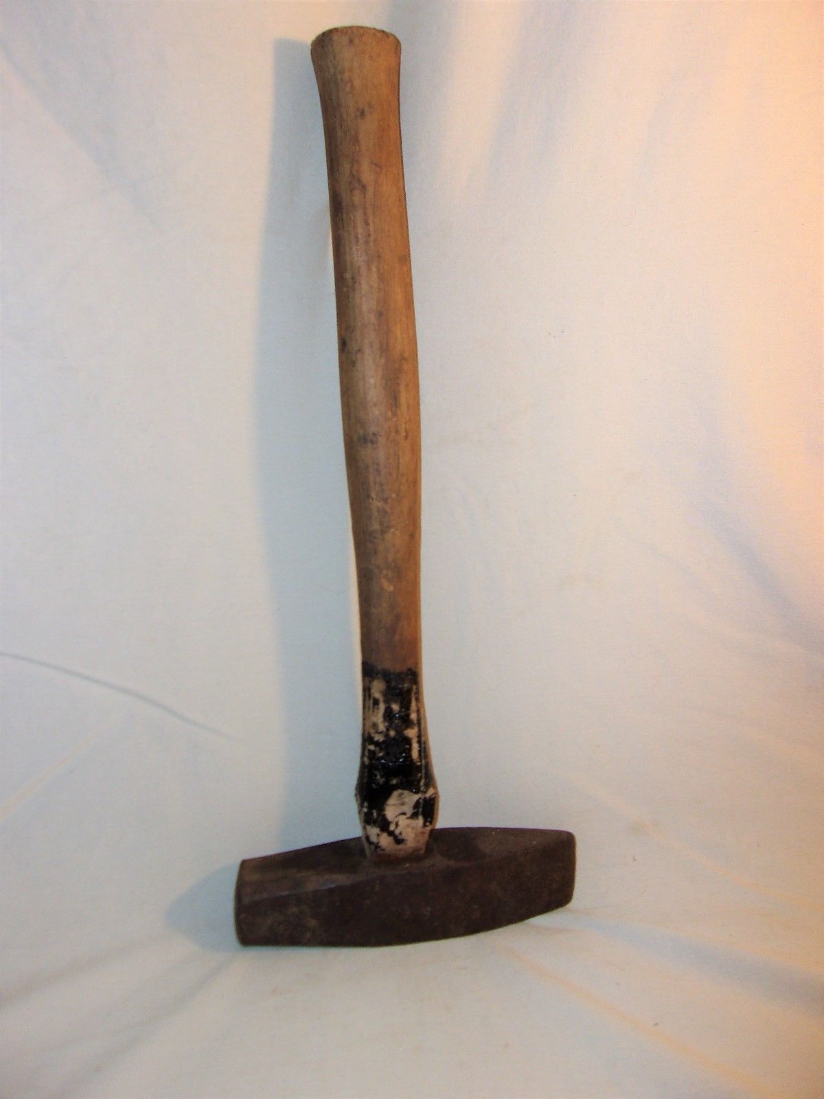 VINTAGE 3 LB. STRIGHT PEEN IRON CITY HAMMER Antique Price Guide Details Page