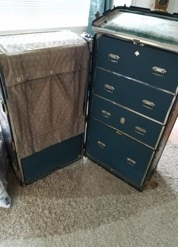 Vintage Early 1900s Hartmann Wardrobe Steamer Trunk Cushion Top