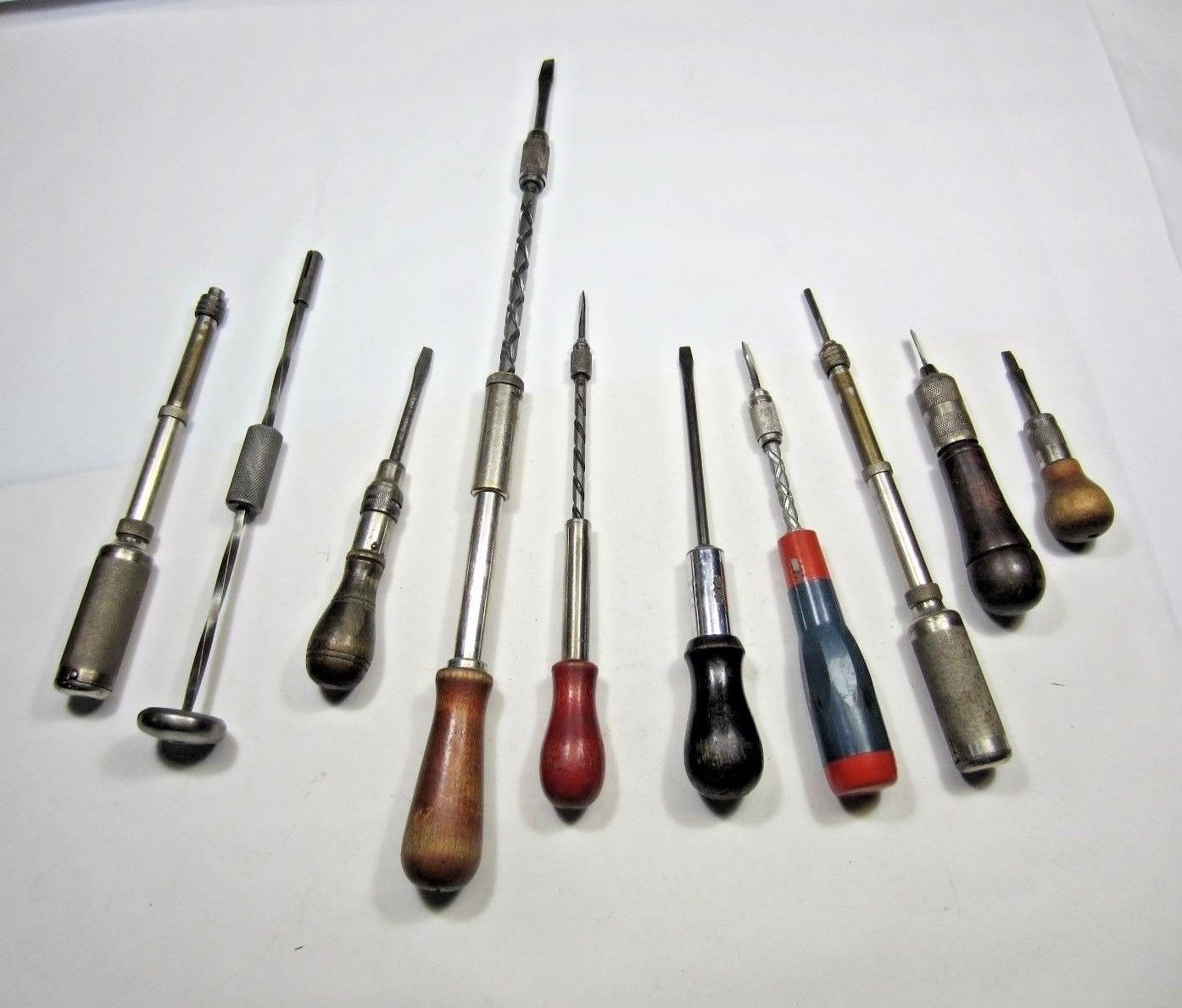 Lot of 10 Vintage Ratchet Screwdrivers Reversable Spiral Action Push