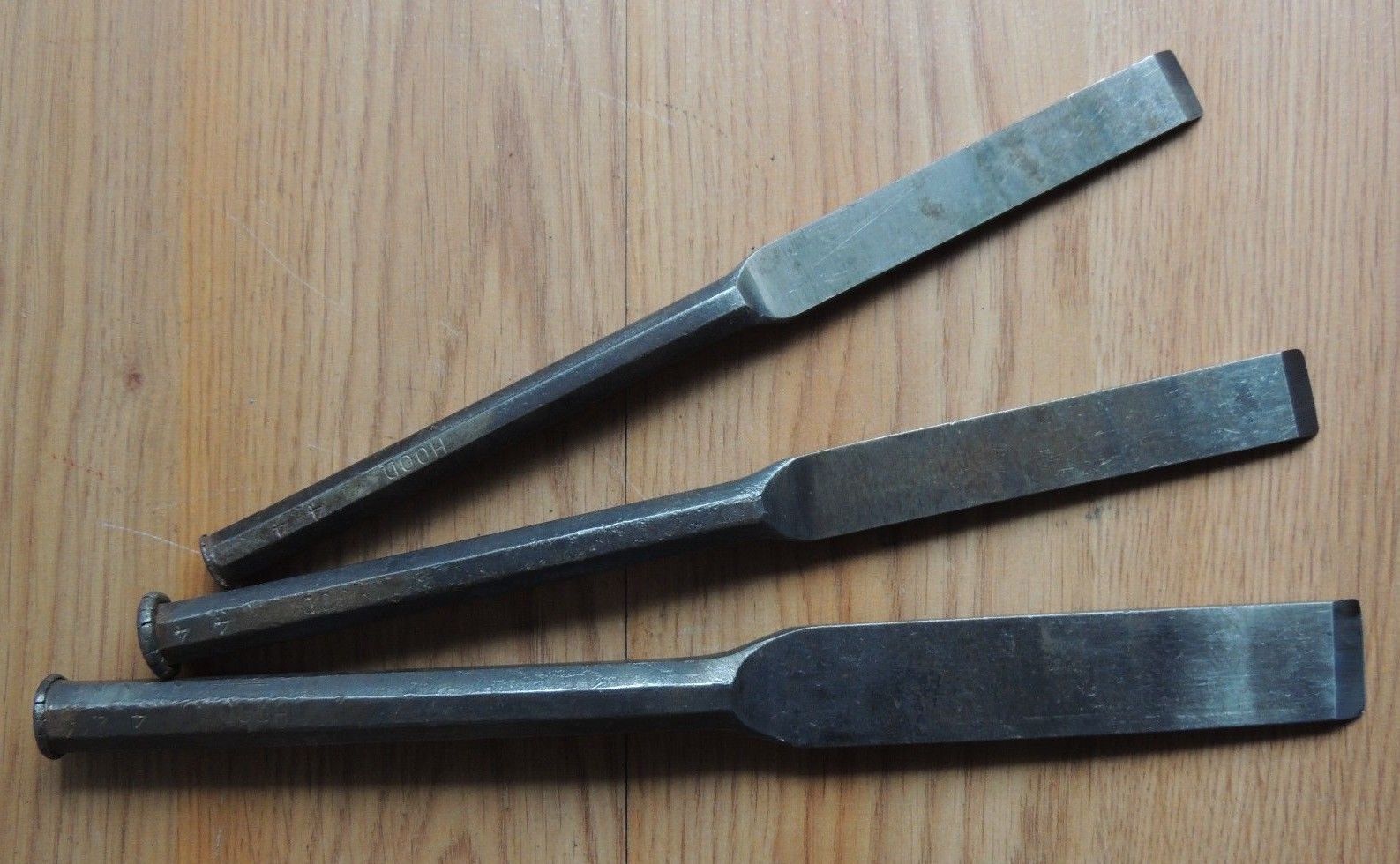 Vintage caulking chisel cold chisels HOOD Co. Antique Price Guide Details Page