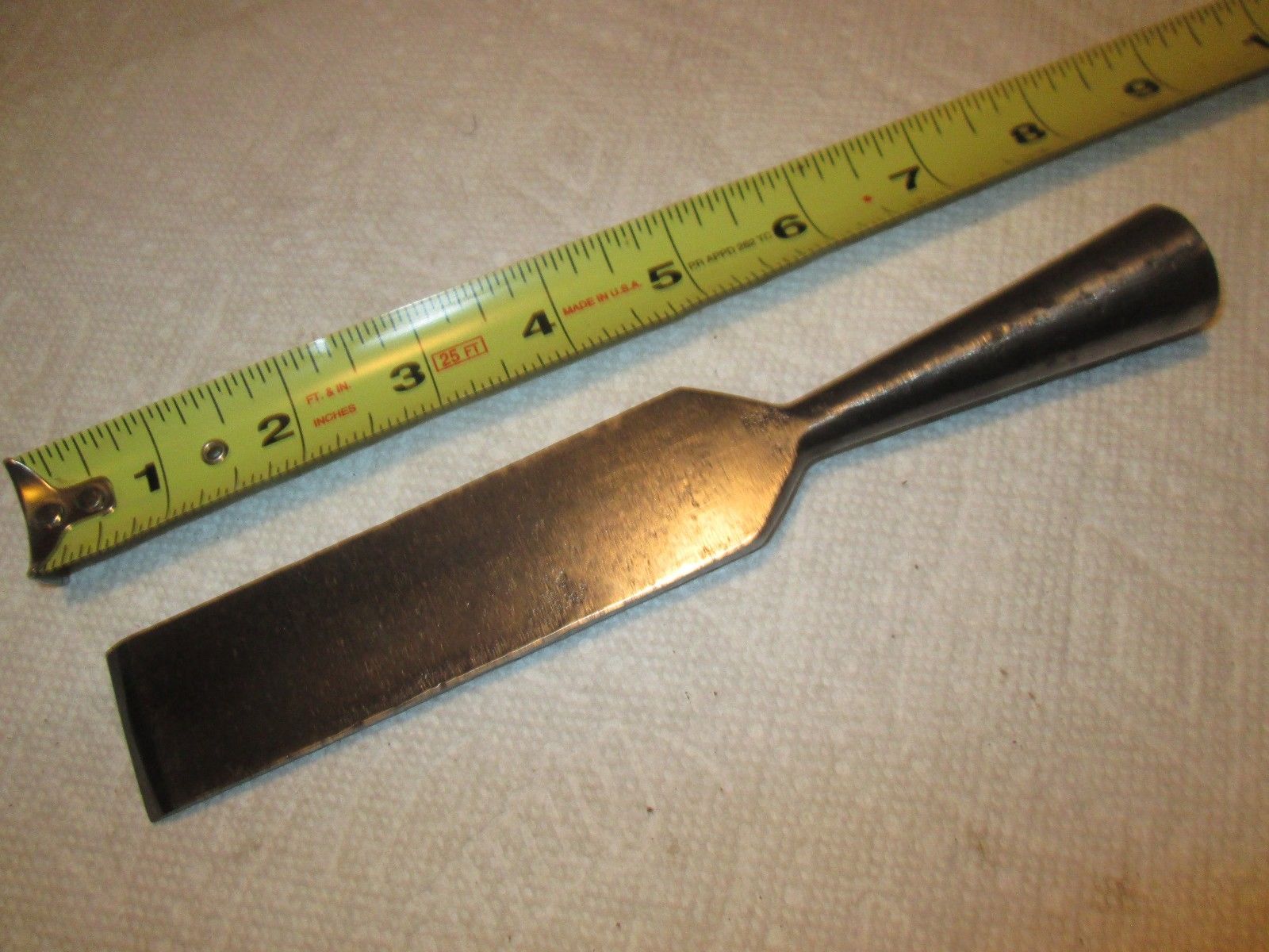 11/4" PS&W Socket Chisel Antique Price Guide Details Page