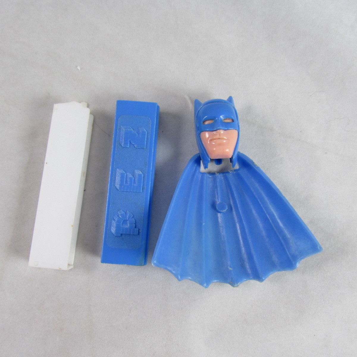 batman with cape pez dispenser