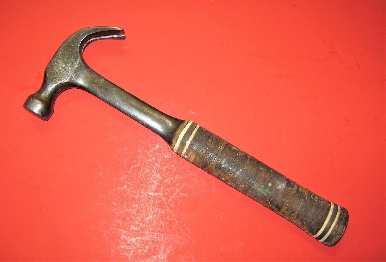 Vintage Estwing Stacked Leather 16 oz Carpenter Hammer Leather Very
