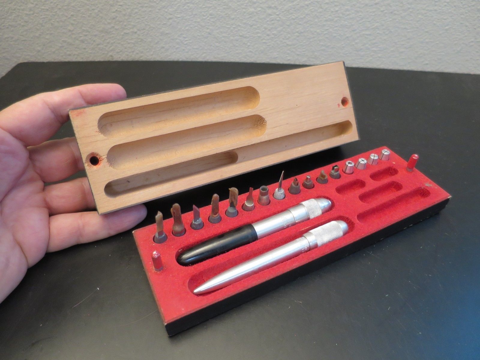 Vintage Genie Model Tools Chisel Set in Orig Wooden Case 17 Diff Tips 2 Handles Antique Price