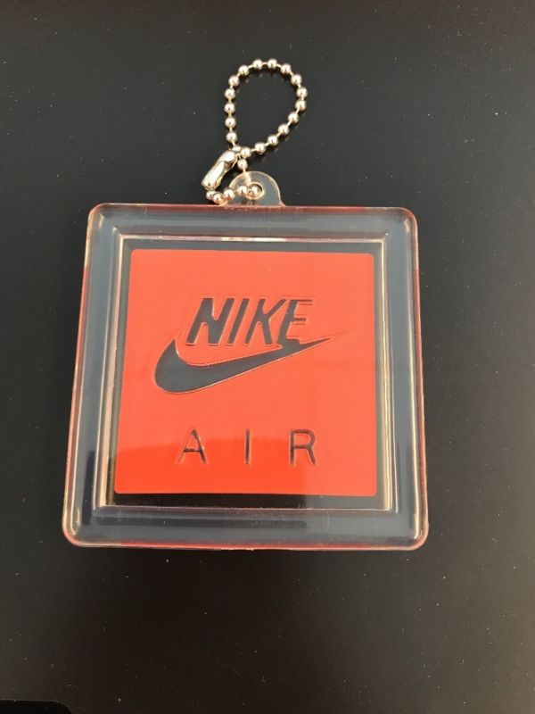 nike shoe hang tag