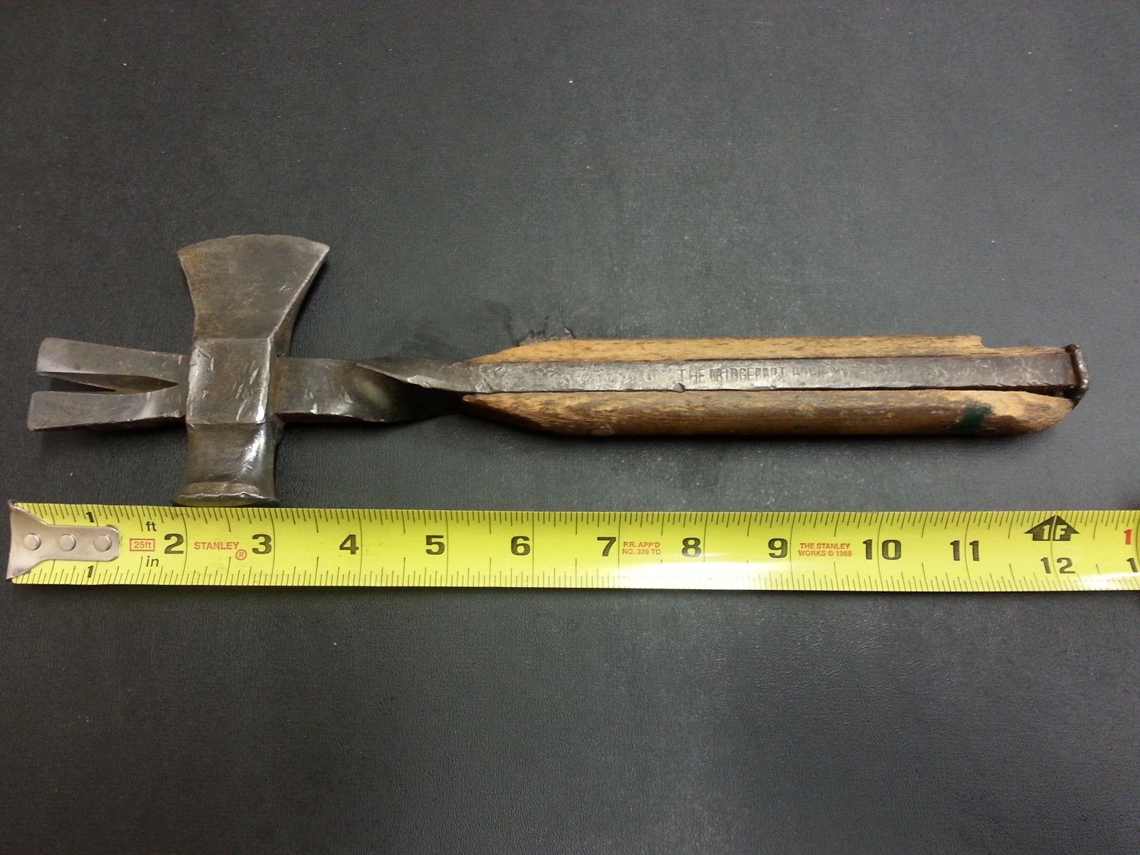 Vintage Tomahawk Crate Hammer/Hatchet pry bar nail puller "iroquois