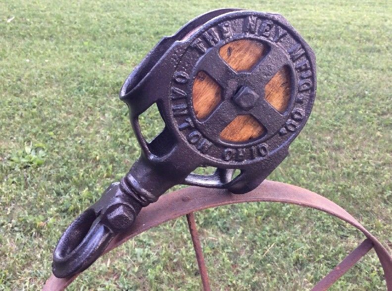 Antique NEY MFG. CO. Cast Iron W/Wood Wheel Hay Trolley Pulley