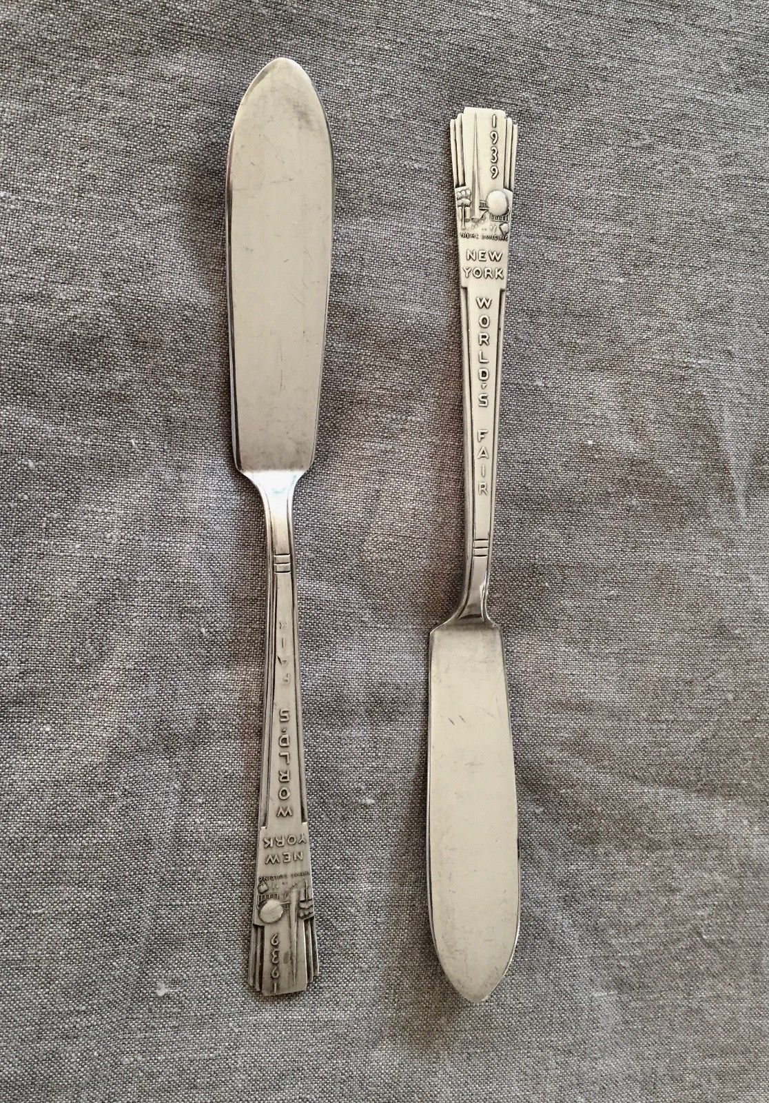 1939 New York World''s Fair silverplate butter knives (2). -- Antique ...