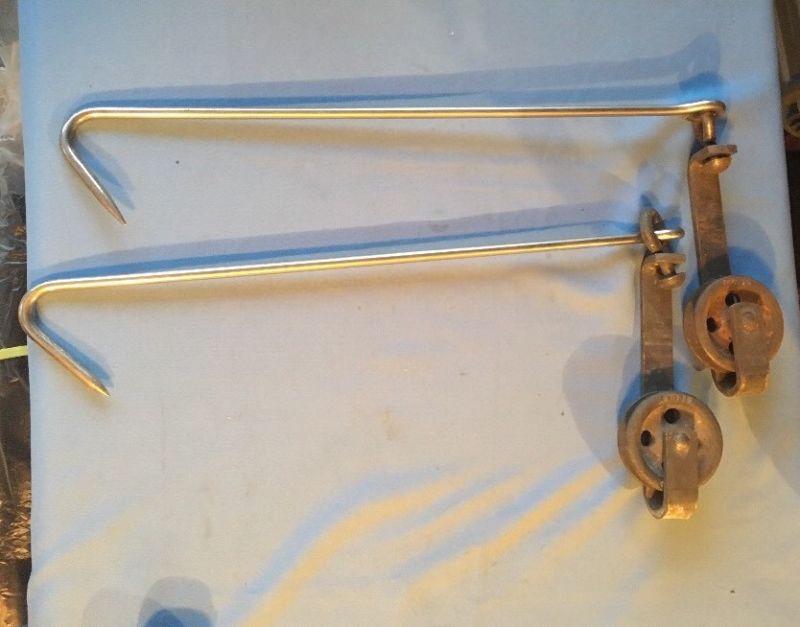 ANTIQUE IRON ROLLER/PULLEY W/ Butcher MEAT HOOK Globe Roller Pulley Antique Price Guide