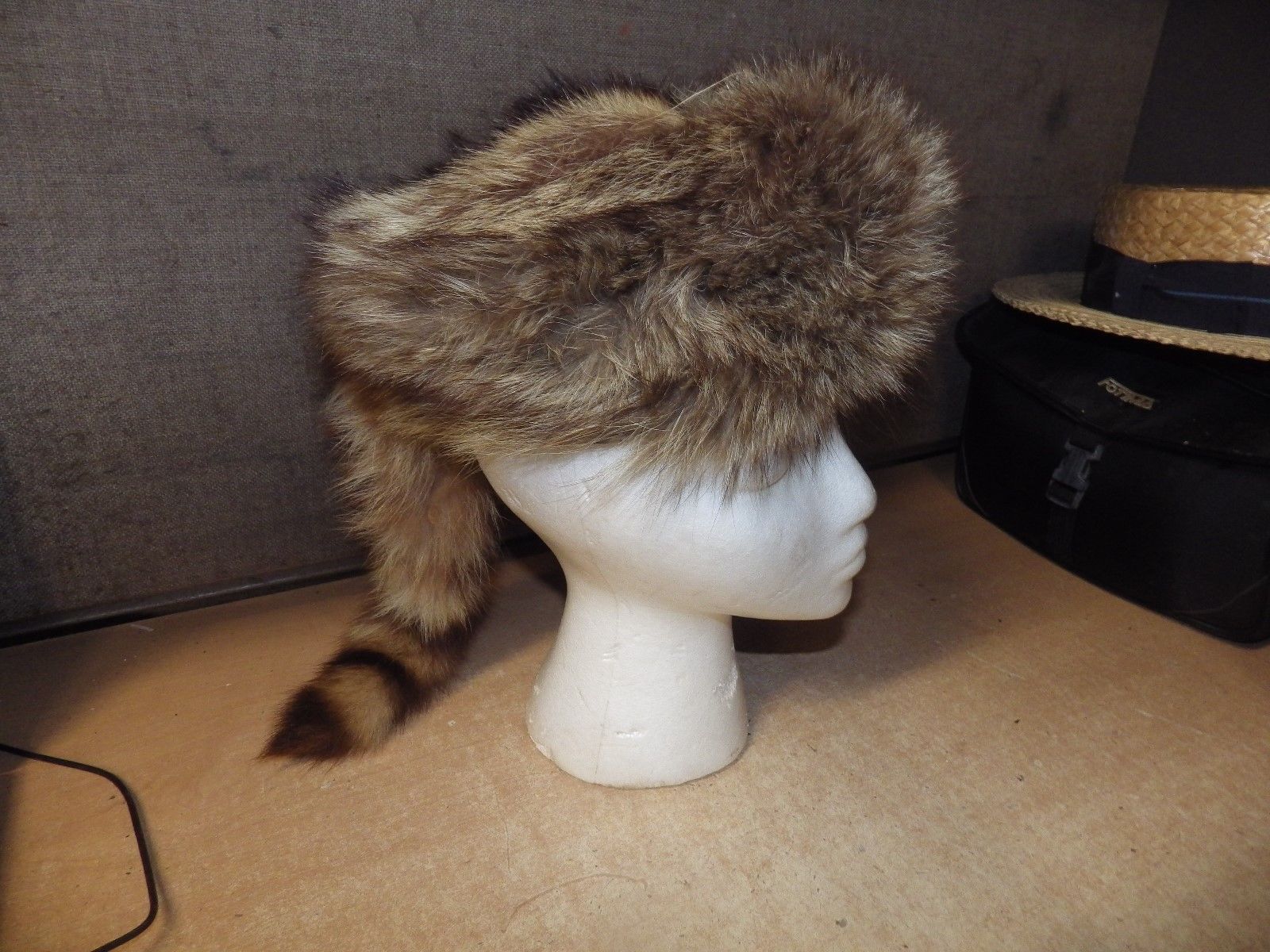 Vintage Coon Skin Cap 1950''s 1960''s Davy Crockett Raccoon Hat Fur ...