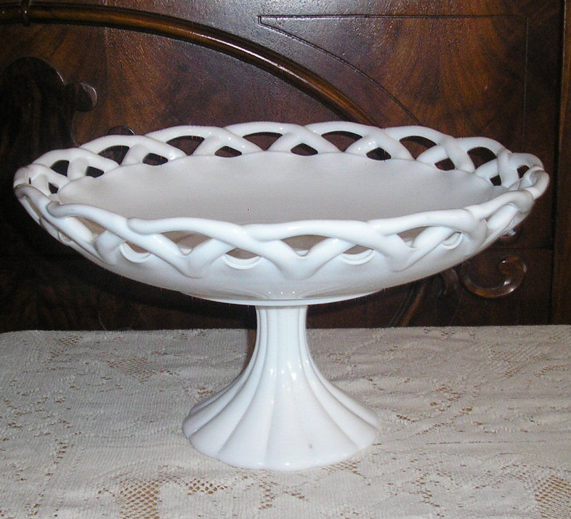 Vintage LARGE Milk Glass White Pedestal Fruit Bowl 12"X7" Lace Edge