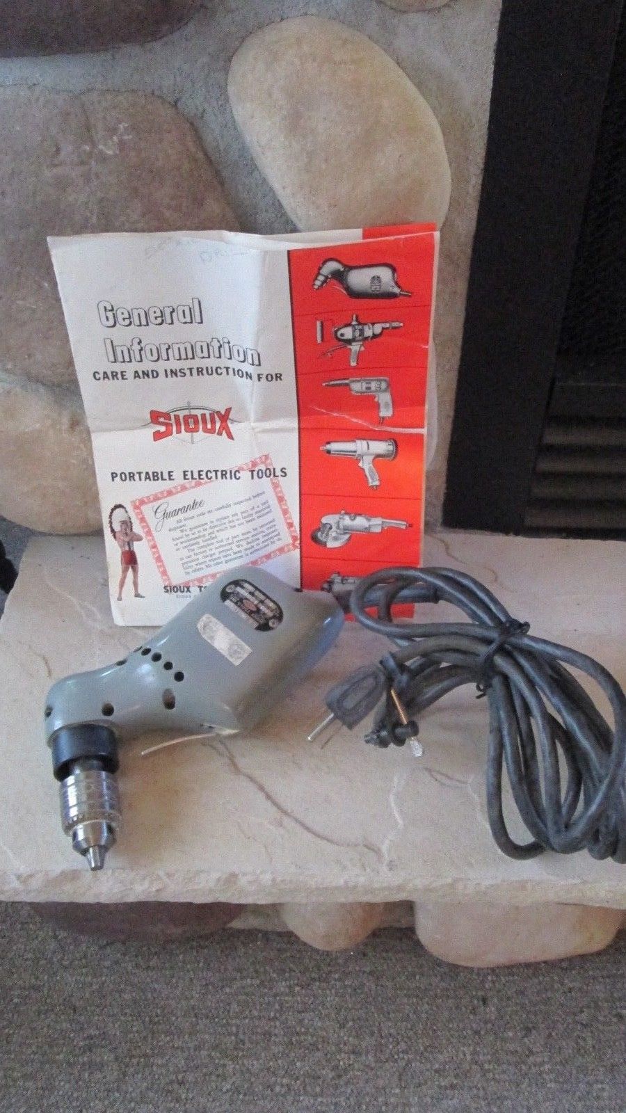 VINTAGE 1/4" ALLANGLE DRILL Sioux Tool Co SIOUX CITY IOWA CAT 1495