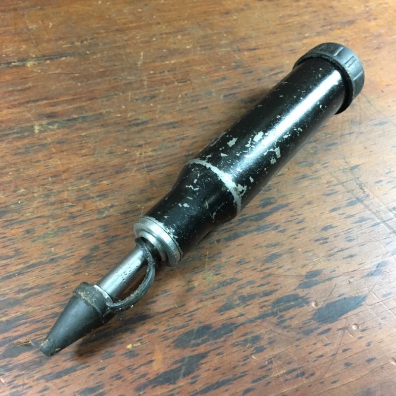 VINTAGE WESTGERMAN Nr.3032 NEEDLE POINT CHAINSAW GREASE GUN STIHL