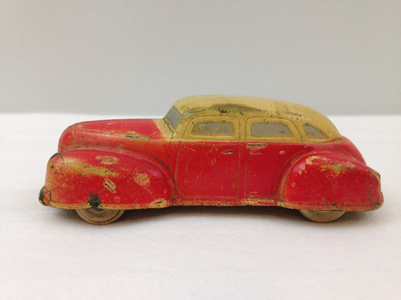 Vintage Sun Rubber Car Toy 4 1930 S Red Cream Airflow