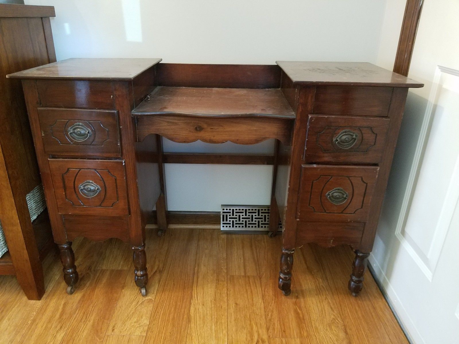 Antique Dressing Table Vanity