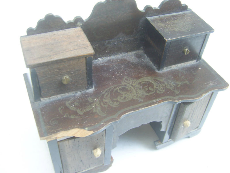 antique dolls house furniture