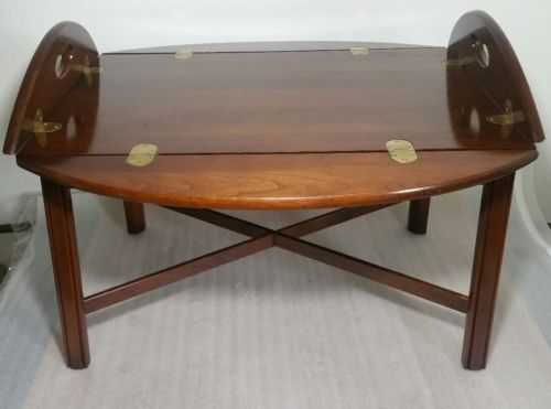 Chippendale Style Butler S Serving Tray Coffee Table W Fold Up Hinge Sides Usa Antique Guide Details Page - Butler Coffee Table Hinges Chippendale Style Butler S Serving Tray Coffee Table W Fold Up Hinge Sides Usa Antique Guide Details Page - Butler Coffee Table Hinges