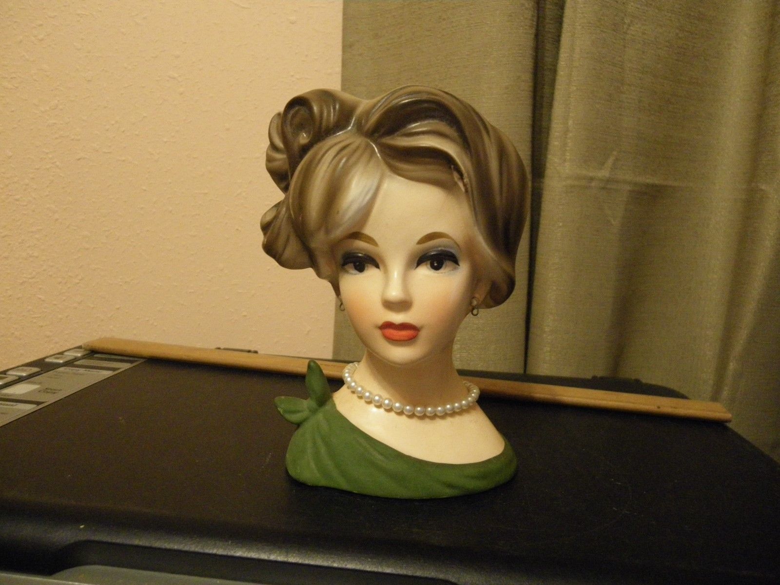 Vintage Lady Head Vase Napcoware Antique Price Guide Details Page