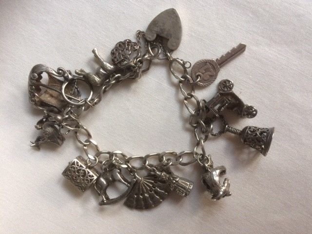SUPERB VINTAGE 1960''s STERLING SILVER CHARM BRACELET WITH 14 CHARMS ...