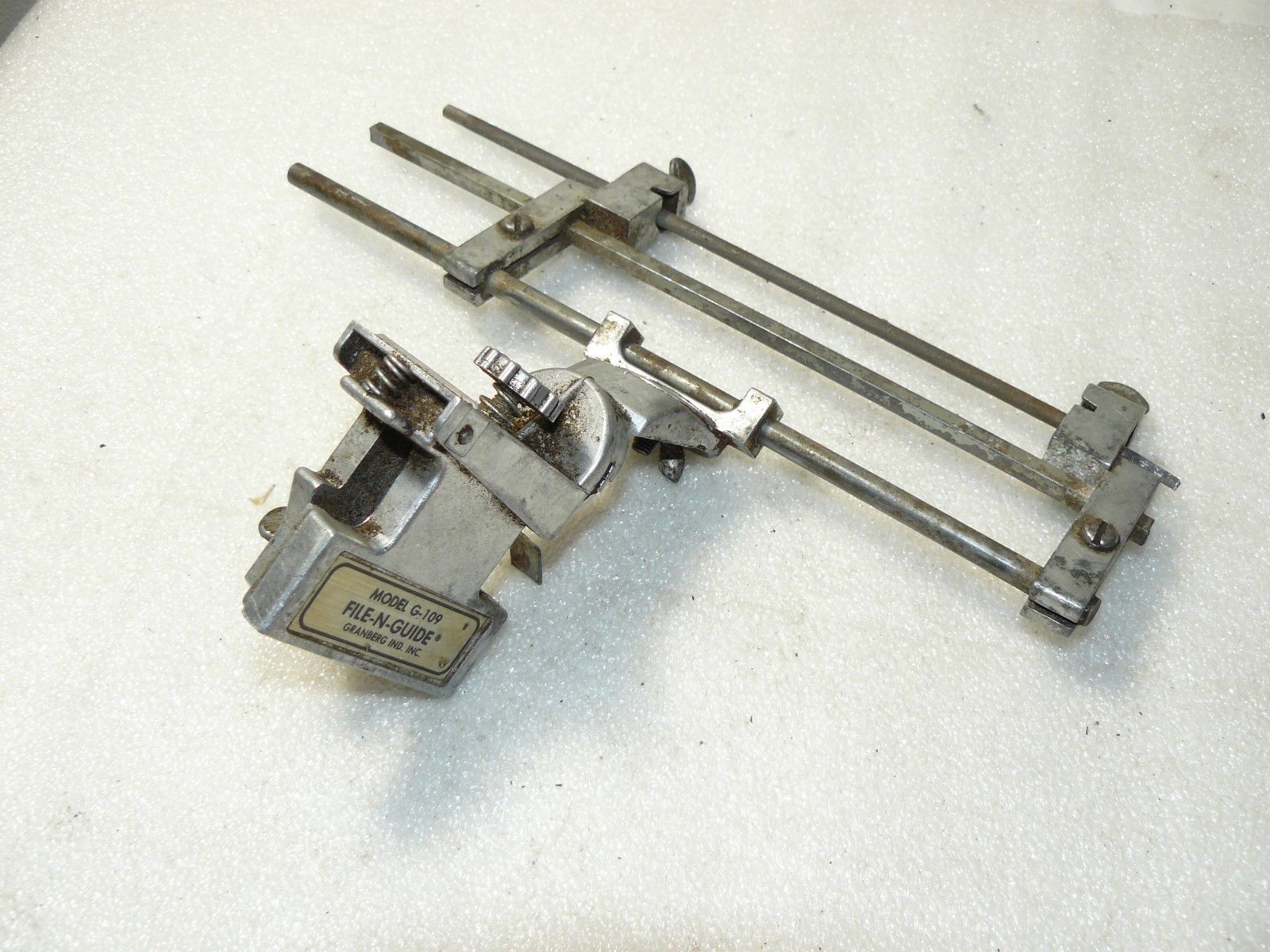 Granberg Bar Mount Chain Saw Chainsaw Chain Sharpener, Model G109