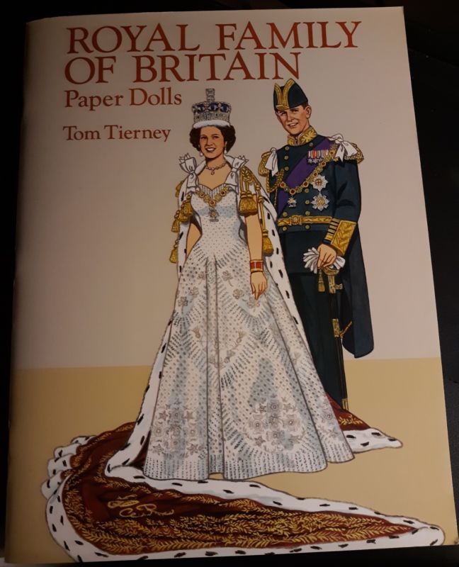 queen elizabeth paper dolls