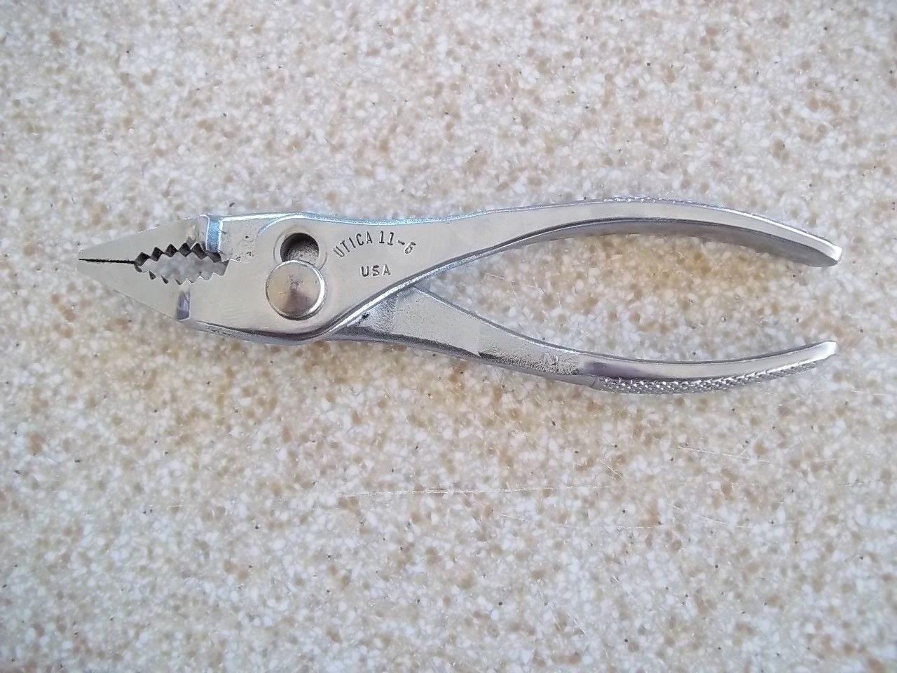 UTICA SLIP JOINT NARROW NOSE PLIERS 116 USA Antique Price Guide Details Page