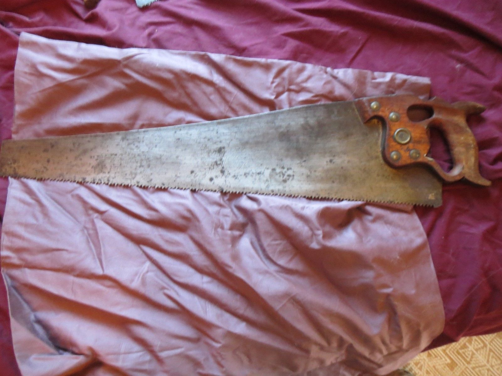 Vintage Disston hand Saw No D8 etched on the blade With thumb hole