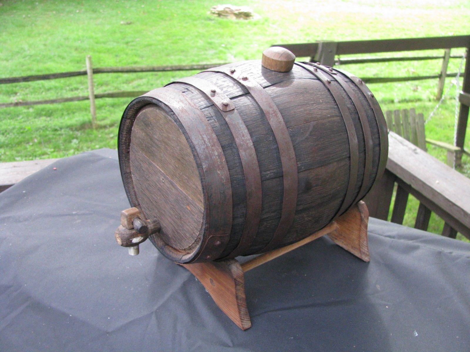 SMALL ANTIQUE OAK WOOD WHISKEY BARREL & STAND wth 6 METAL BANDS Antique Price Guide Details Page