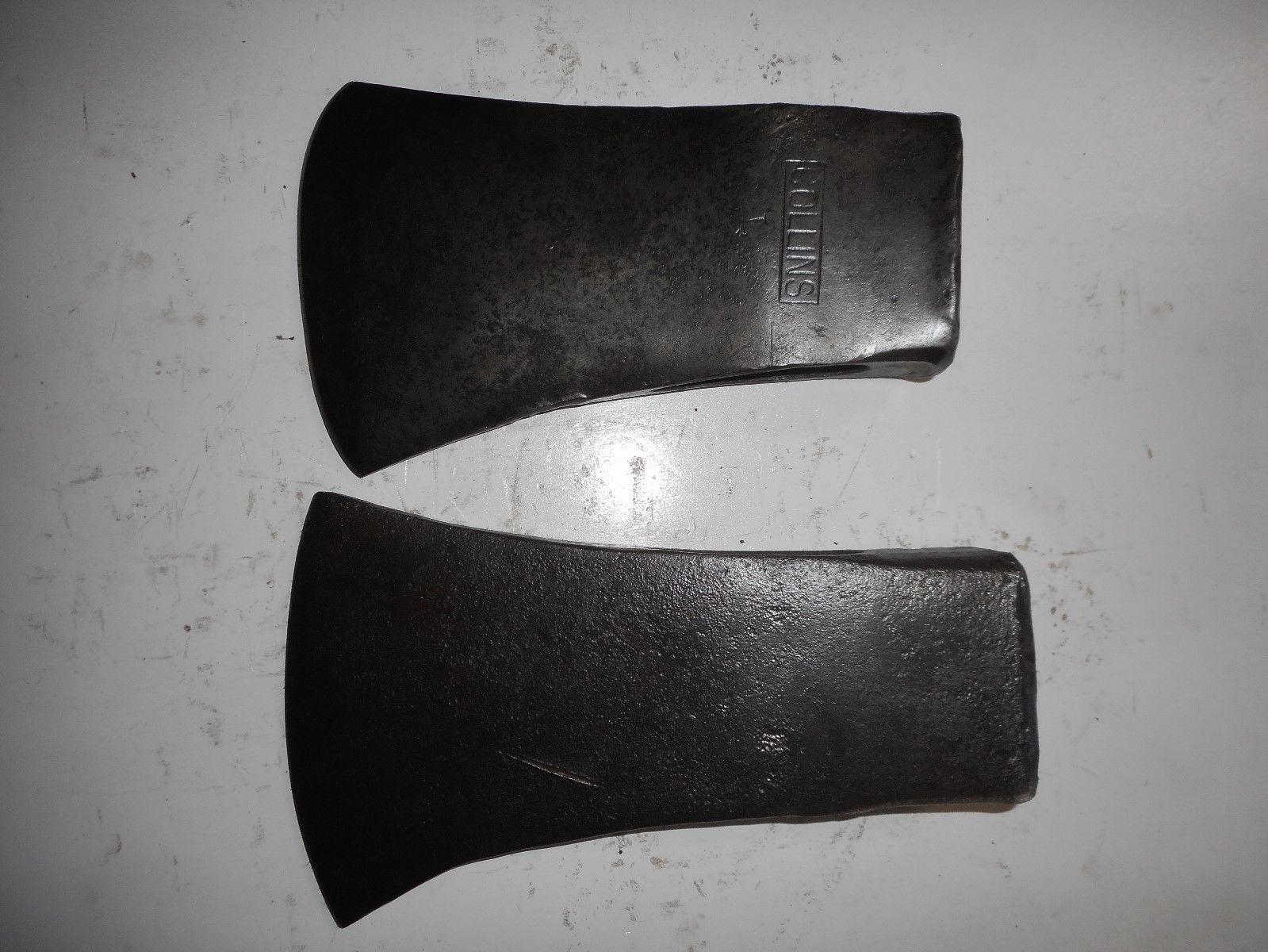 2 Vintage Single bit Axe Heads Firewood Splitting Tool Timber Falling