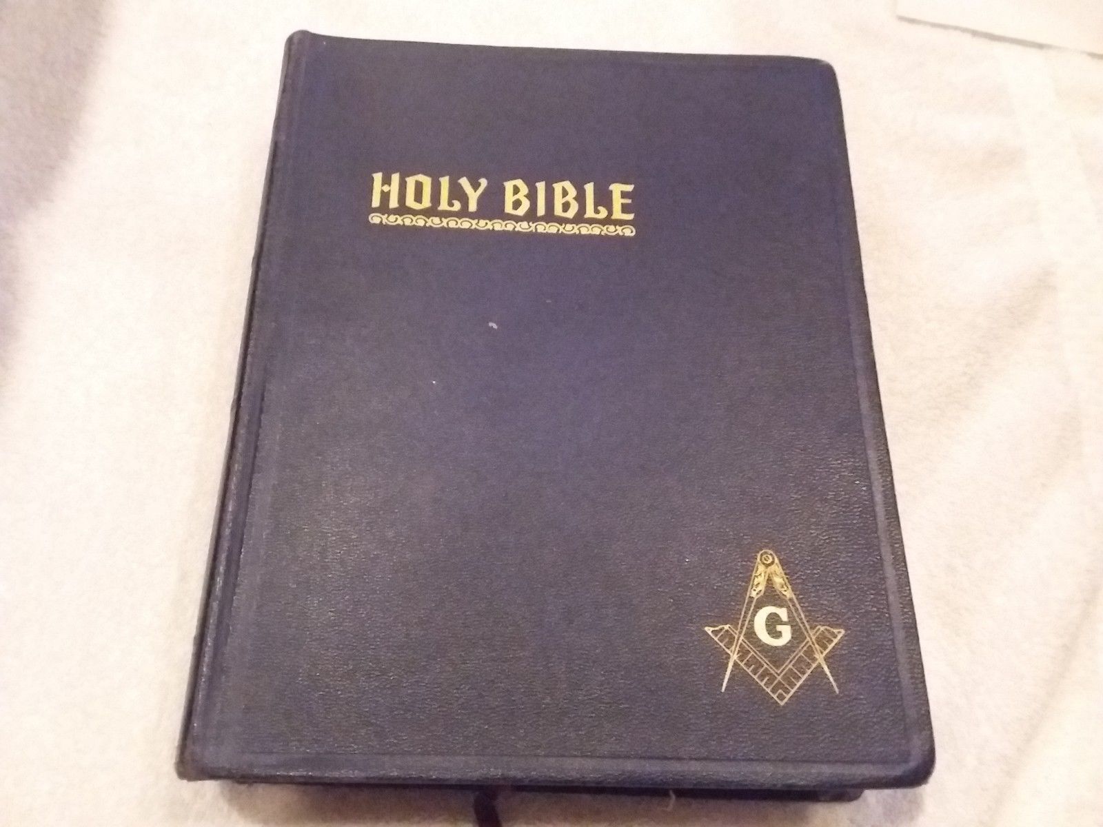 Masonic Mason''s Holy Bible Red Letter Edition Cyclopedic Indexed 1951