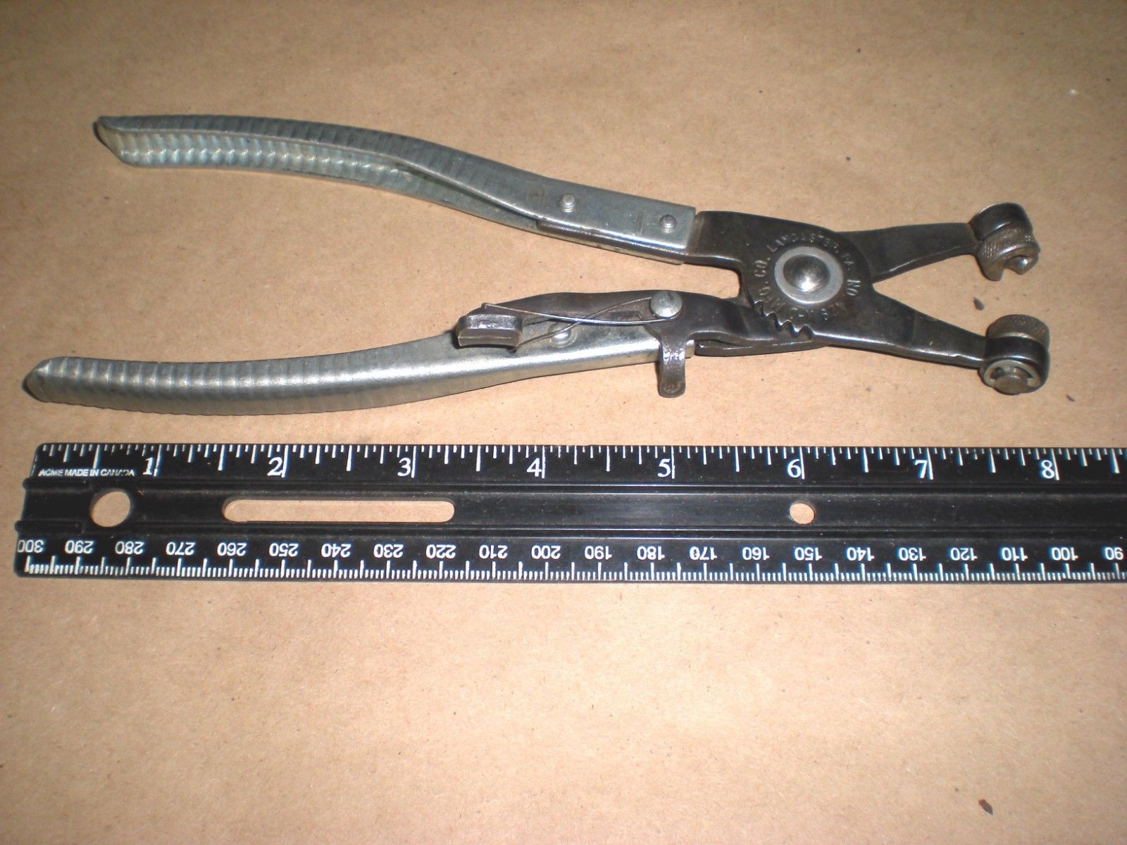Vintage Kd Mfg. Co. No.429 Ratchet Drive 8” Hose Clamp Pliers