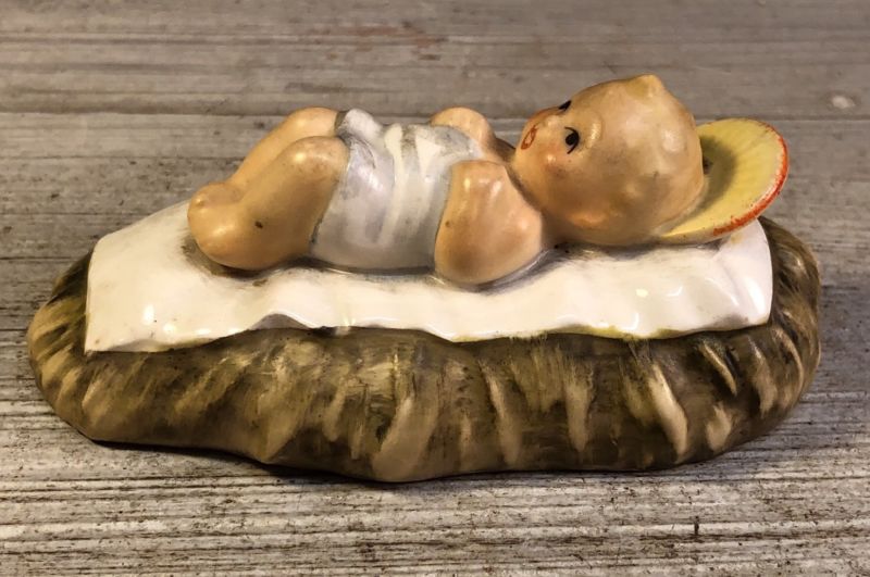 Aktiver paperback landing Vintage Goebel Hummel Baby Jesus In Manager Nativity Figurine -- Antique  Price Guide Details Page