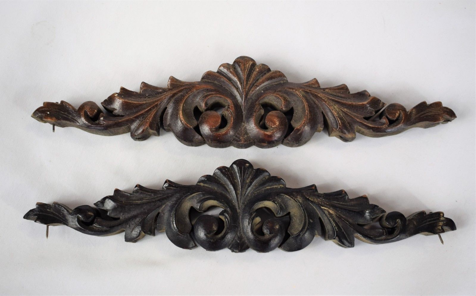 2 Pieces Antique Vintage Carved Wood Applique Molding Furniture Trim