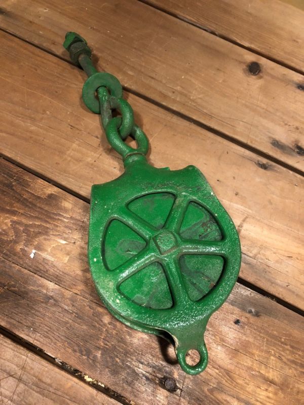 Antique PRIMITIVE Rustic Cast Iron Metal Wood PULLEY Barn Farm John