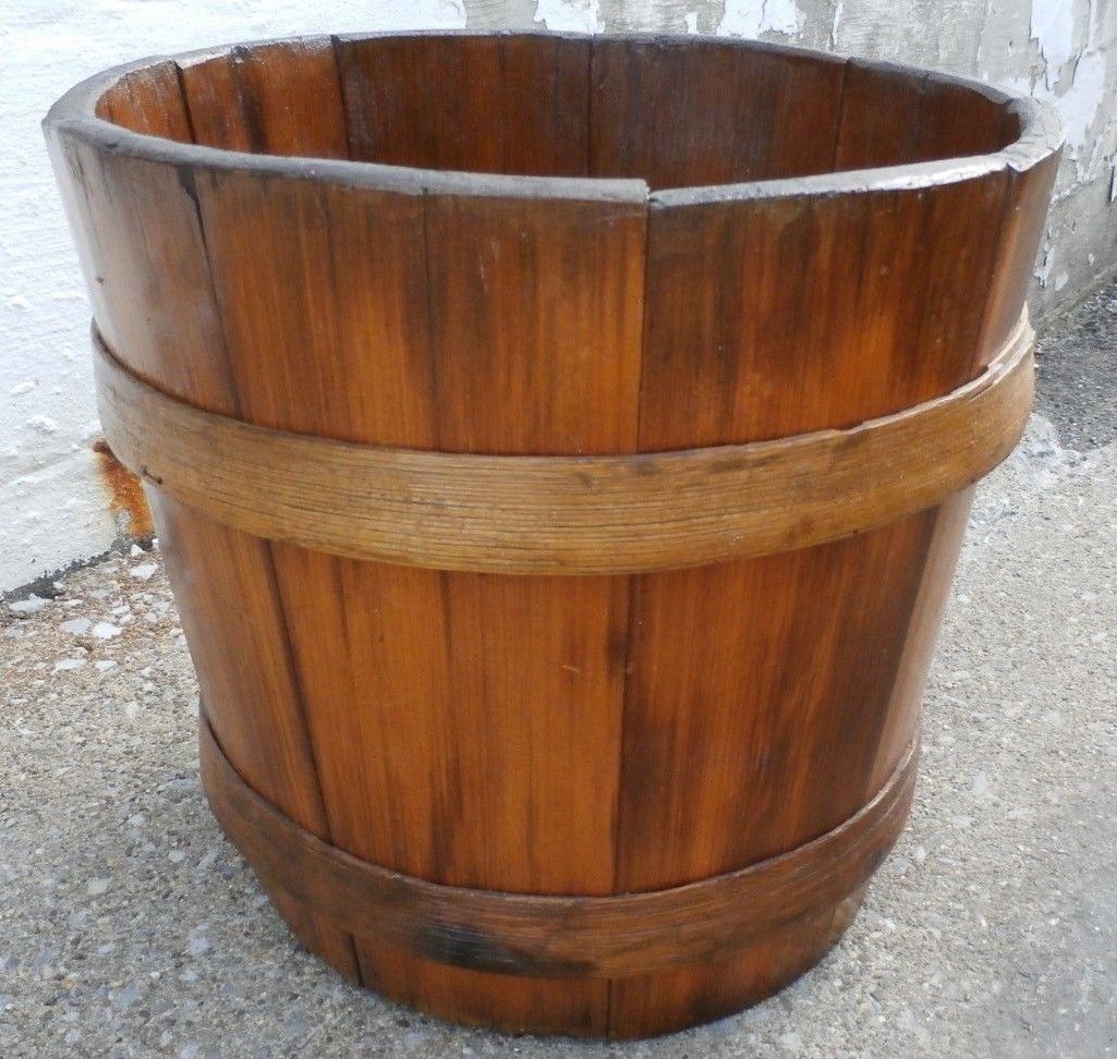 Primitive Antique Wooden Keeler Maple Syrup Sap Bucket12 Inches Tall