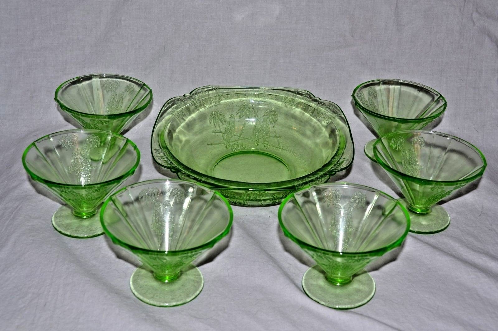 Federal Glass Sylvan Green Parrot Depression 7