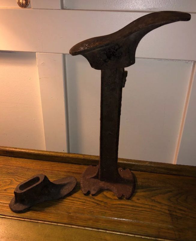 Vintage Antique Cast Iron Cobbler ANVIL Shoe Last Repair Stand Cobblers