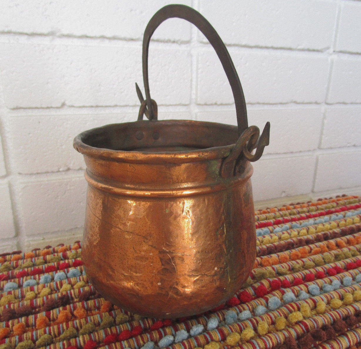 ANTIQUE HEARTH POT KETTLE HAMMERED COPPERHANDCUT DOVETAILSIRON SWING