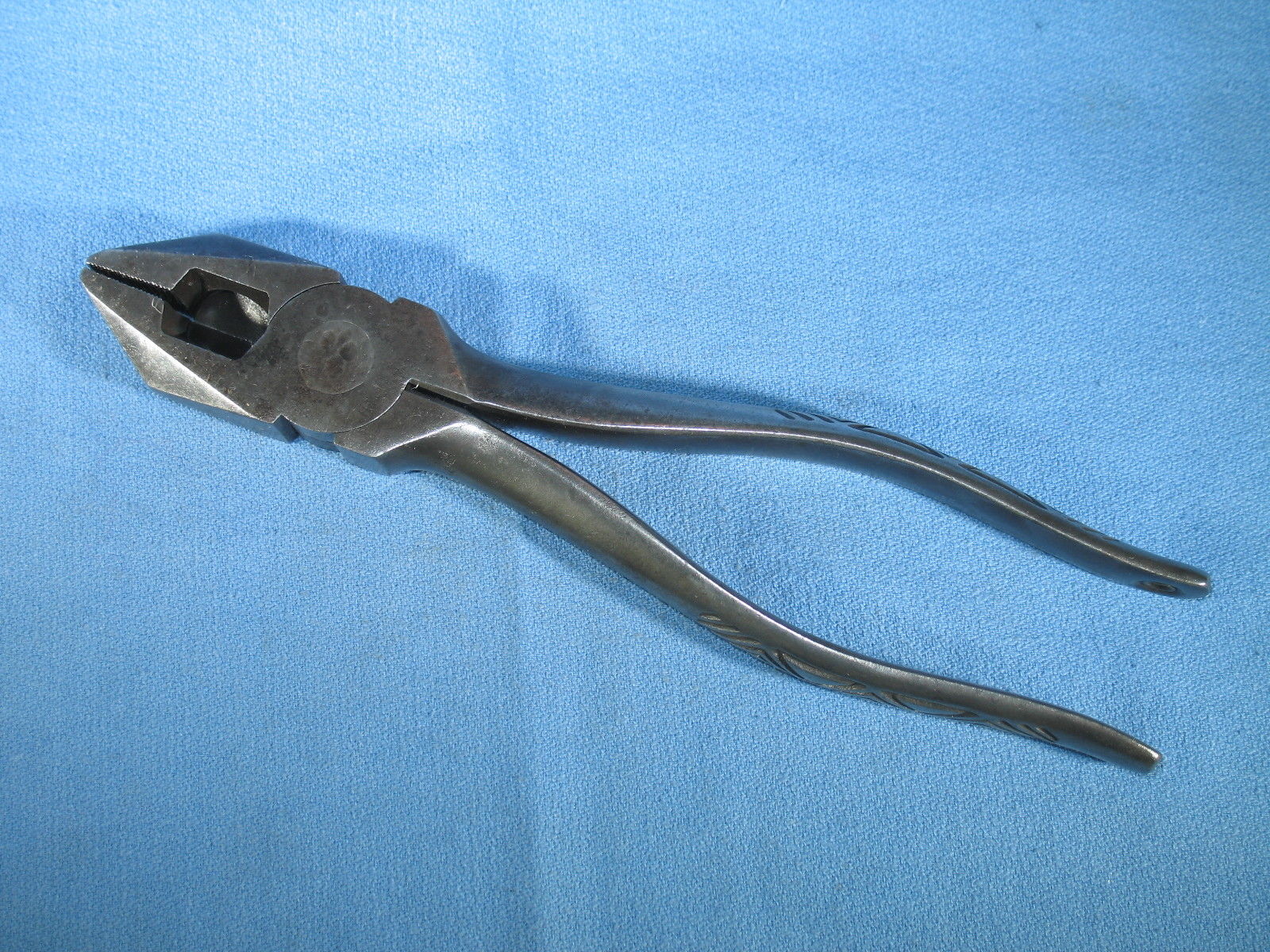 Vintage Craftsman Vanadium 81/2" Lineman Pliers w/ Side Cutters Circle